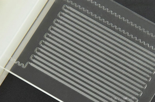 1480577029631577.jpg 微通道反應(yīng)器